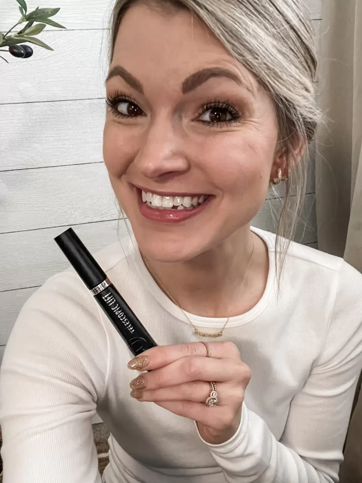 Cover photo for This Viral Mascara is Worth the Hype! by Chloe Renee Webb