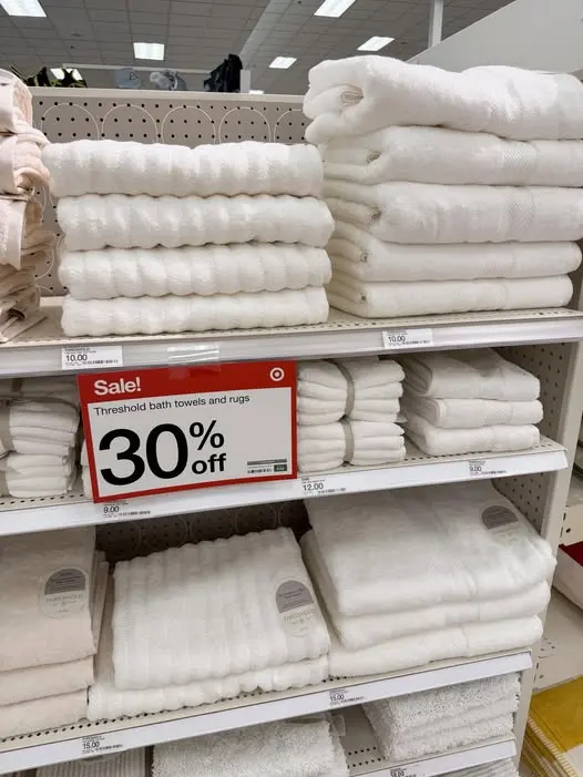 AMAZING deal on my fave towels — photo from Chloe Webb's Chloe's Closet post