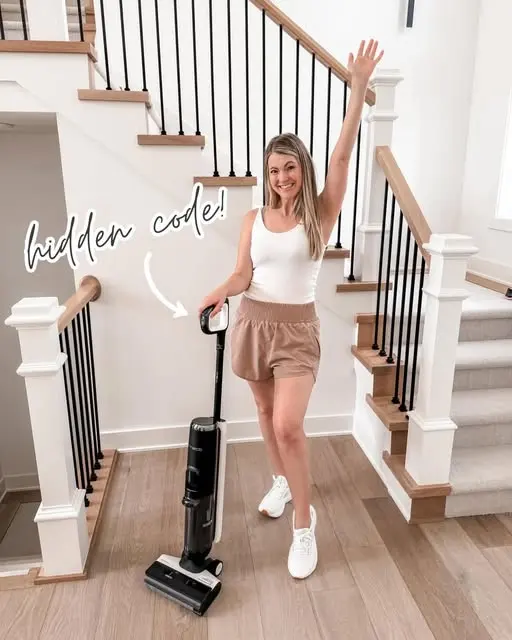 OMG — photo from Chloe Webb's Chloe's Closet post