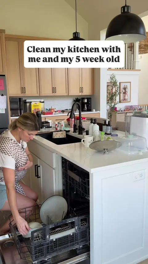 a real glimpse into this crazy 3 kid life #cleaningmotivation #momvlog #postpartum by Chloe Webb