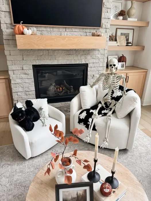 It’s AUGUST… I know… BUT you’re gonna wanna order now and save — photo from Chloe Webb's Chloe's Closet post