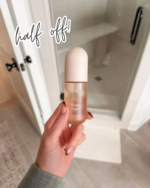 TODAY ONLY β photo from Chloe Webb's Chloe's Closet post